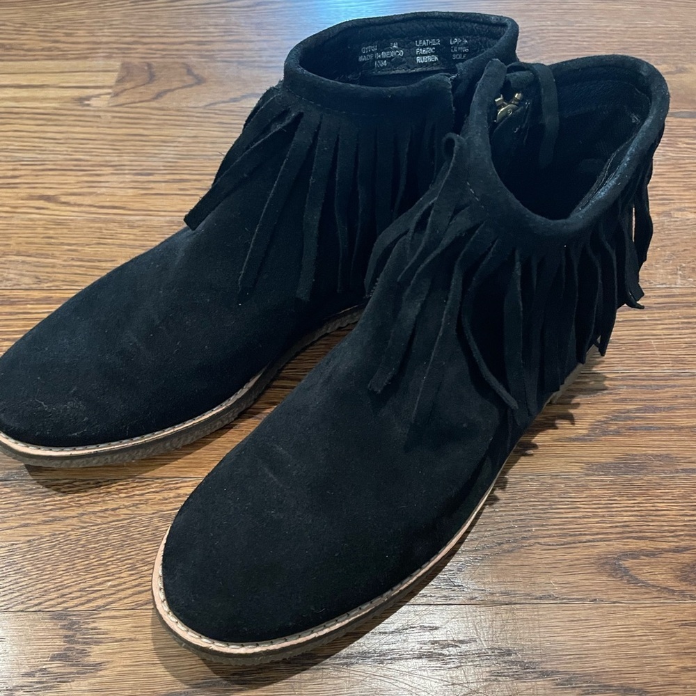 Steve Madden Gypsi Women's Size 8 Black Suede Leather Fringe Ankle Booties